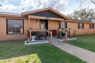 801 Westridge Cir, Breckenridge, TX 76424 - Photo 3