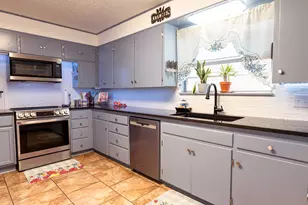 801 Westridge Cir, Breckenridge, TX 76424 - Photo 15