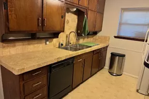 1825 Schumac, Bedford, TX 76022 - Photo 7