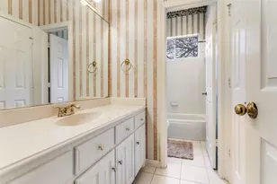 1119 Creekwood Dr, Garland, TX 75044 - Photo 21