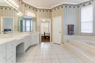 1119 Creekwood Dr, Garland, TX 75044 - Photo 13