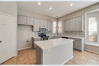 1325 Winnipeg Drive, Lewisville, TX 75077 - Photo 15