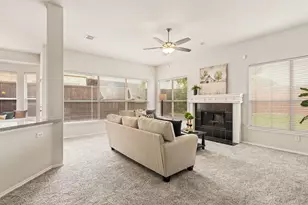 1325 Winnipeg Dr, Lewisville, TX 75077 - Photo 11