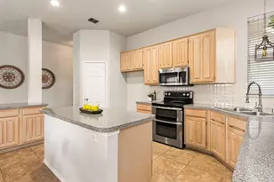 1325 Winnipeg Dr, Lewisville, TX 75077 - Photo 7