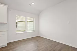 9236 Union Pacific Dr, Fort Worth, TX 76036 - Photo 5