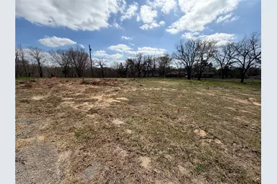 228 E Prospect Street, Denison, TX 75021 - Photo 1