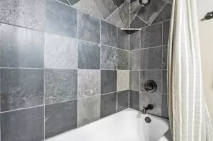 2717 S Shady Ln, Arlington, TX 76001 - Photo 19