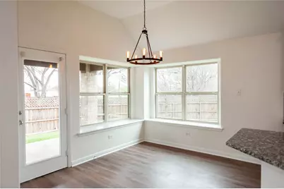 113 Brighton Drive, DeSoto, TX 75115 - Photo 13