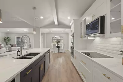 6350 Glennox Lane, Dallas, TX 75214 - Photo 11