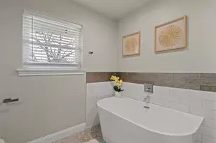 6350 Glennox Ln, Dallas, TX 75214 - Photo 27