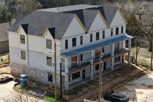 299 301 303 W Oak St, Mansfield, TX 76063 - Photo 3