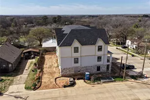 299 301 303 W Oak St, Mansfield, TX 76063 - Photo 5