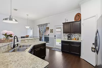 4800 Topaz Lane, Granbury, TX 76049 - Photo 11
