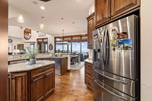 220 Oak Hills Dr, Pottsboro, TX 75076 - Photo 11