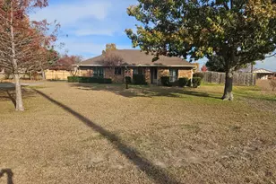 500 Mustang Ct, Lavon, TX 75166 - Photo 1