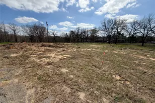 232 E Prospect St, Denison, TX 75021 - Photo 1