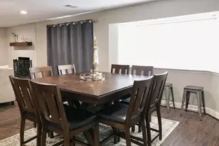 12106 Ridgefair Pl, Farmers Branch, TX 75234 - Photo 9