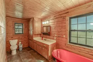 198 Vz County Road 4311, Ben Wheeler, TX 75754 - Photo 11