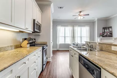 4058 Buena Vista Street #C, Dallas, TX 75204 - Photo 9