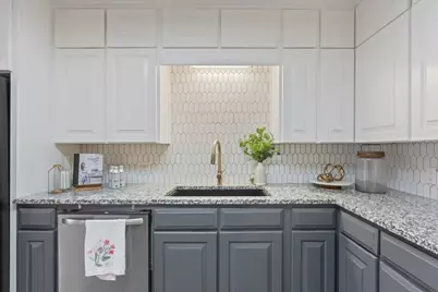 2416 Lake Air Drive, Waco, TX 76710 - Photo 11