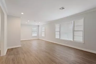 2416 Lake Air Drive, Waco, TX 76710 - Photo 7