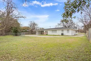 2416 Lake Air Dr, Waco, TX 76710 - Photo 29