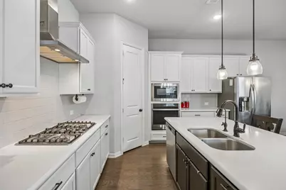 2533 Westbank Trail, Garland, TX 75042 - Photo 9