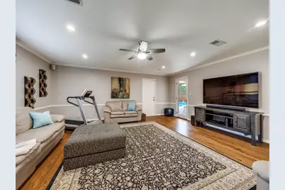 9614 Windy Crest Court, Dallas, TX 75243 - Photo 9