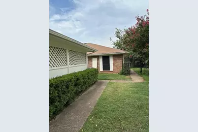4200 Wingrove Drive, Arlington, TX 76015 - Photo 3