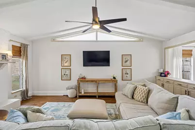 2305 Lawnmeadow Drive, Richardson, TX 75080 - Photo 5