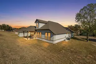 105 Easy St, Glen Rose, TX 76043 - Photo 37