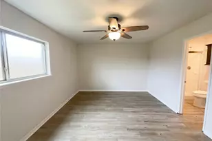 2005 Victoria Rd, Carrollton, TX 75007 - Photo 11