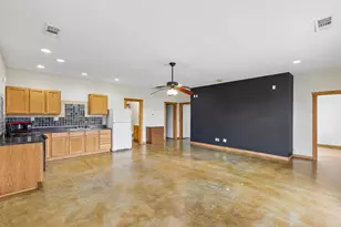 1087 Co Rd 2395, Alvord, TX 76225 - Photo 27