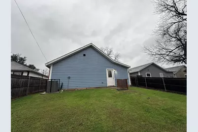 5508 Blackmore Avenue, Fort Worth, TX 76107 - Photo 13