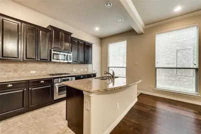 2452 Embleton Drive, Lewisville, TX 75067 - Photo 11