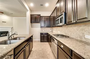 2452 Embleton Dr, Lewisville, TX 75067 - Photo 13