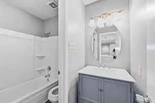 1222 W Hudgins St, Grapevine, TX 76051 - Photo 15