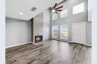 1222 W Hudgins Street, Grapevine, TX 76051 - Photo 5