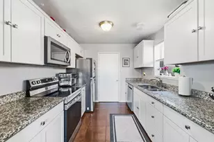 1222 W Hudgins St, Grapevine, TX 76051 - Photo 23