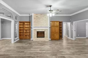 303/305 Cecile Ct, Arlington, TX 76013 - Photo 13