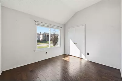 7411 Marsland Lane, Arlington, TX 76001 - Photo 13