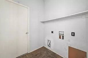 7411 Marsland Ln, Arlington, TX 76001 - Photo 15