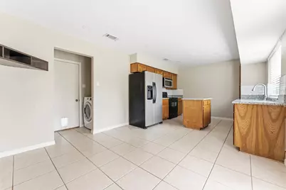 1516 Circle Lane, Bedford, TX 76022 - Photo 11