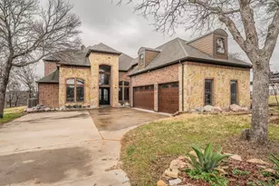 235 Grand Harbor Blvd, Chico, TX 76431 - Photo 5