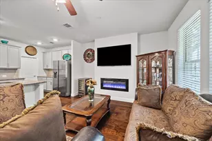 329 Baker Dr, Plano, TX 75074 - Photo 7