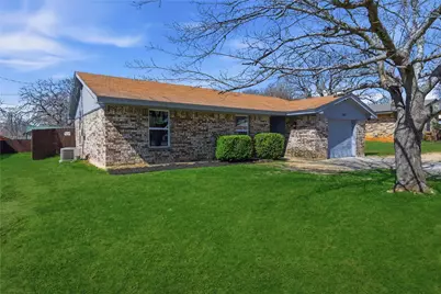 248 Gordon Drive, Azle, TX 76020 - Photo 35