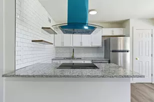 248 Gordon Dr, Azle, TX 76020 - Photo 7