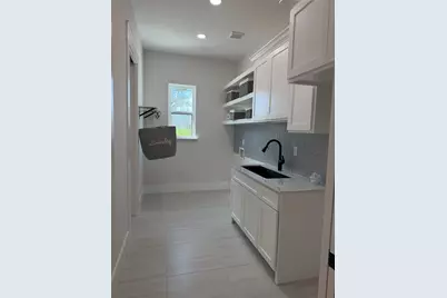 1637 Earhart Drive, Granbury, TX 76049 - Photo 21