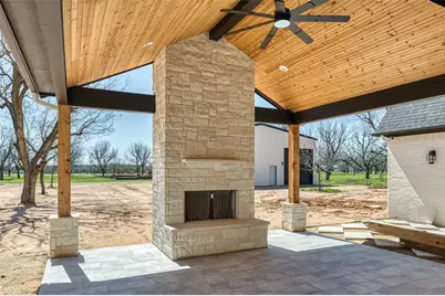 1637 Earhart Drive, Granbury, TX 76049 - Photo 25