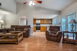 3513 Clover Meadow Dr, Garland, TX 75043 - Photo 11